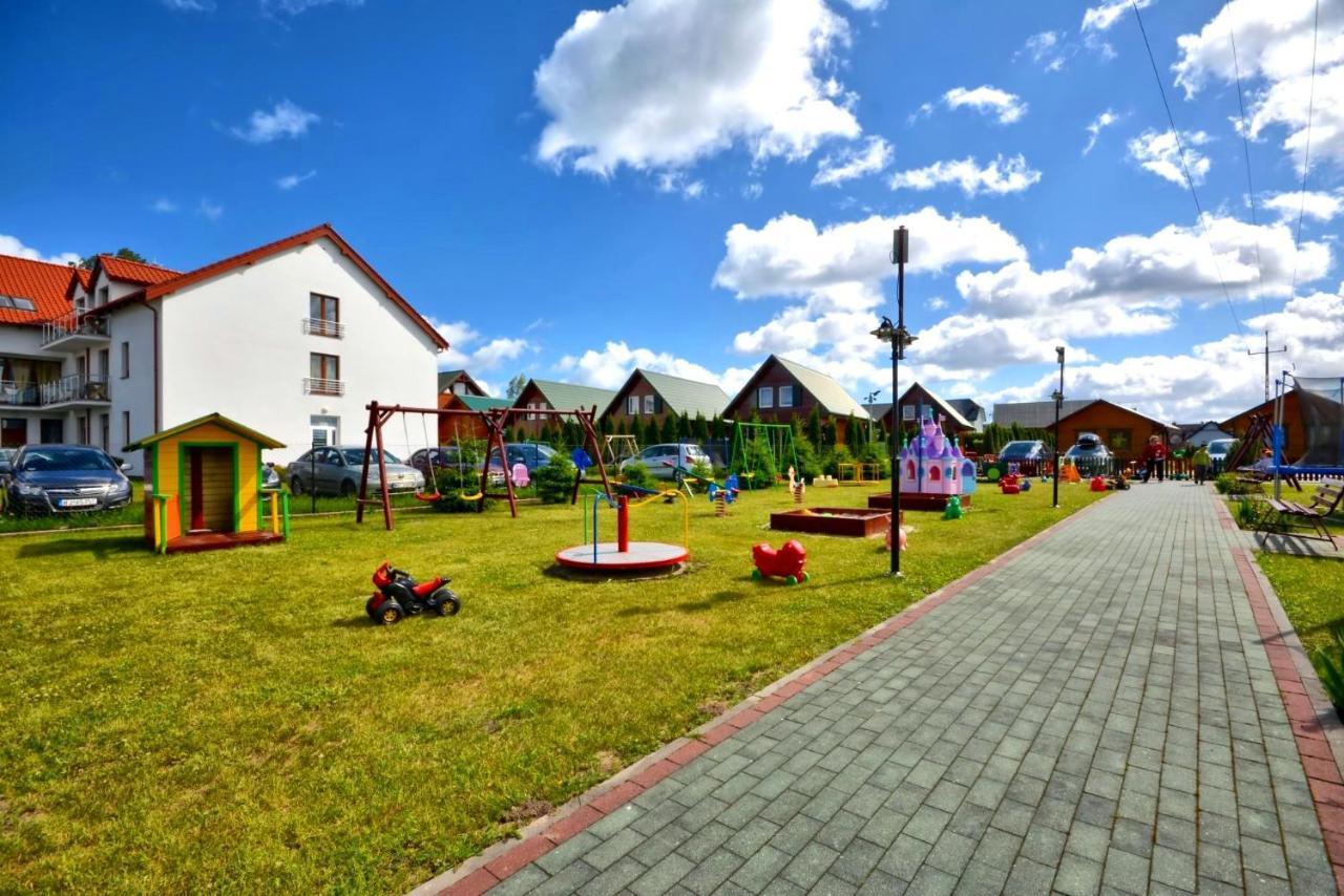 Duet II Hotel Karwia Bagian luar foto